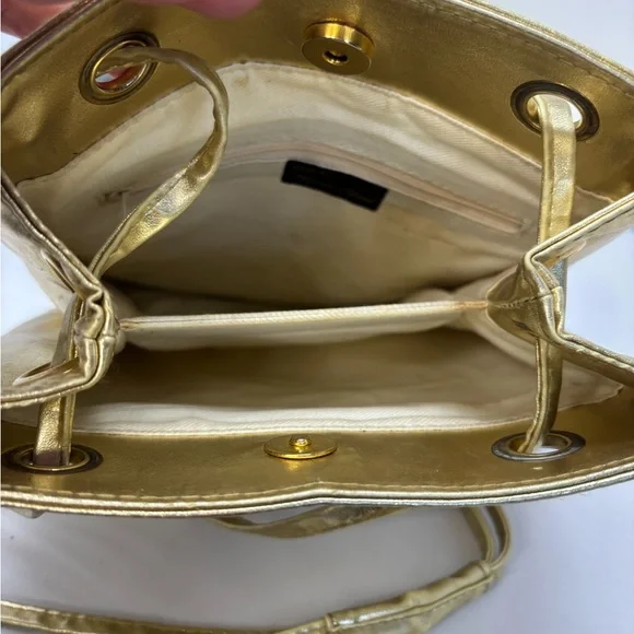 Warren Reed Women’s Gold Purse White Pearl Embellishments Double Strap Vintage  - Picture 3 of 8